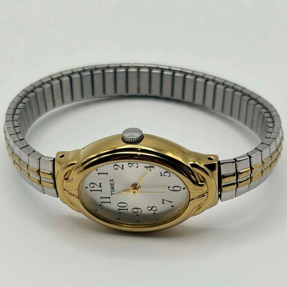 Stunning Silver & Gold Timex Watch - Picture 3 of 4